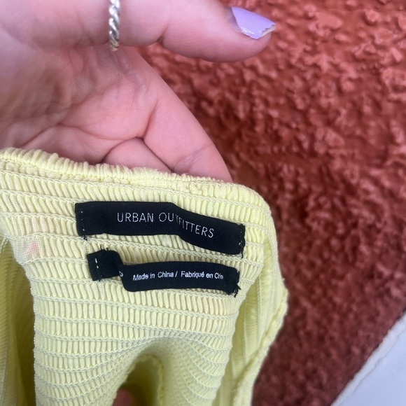 Urban Outfitters Women’s Smocked Ruffled Neon Yellow Crop Tank Top Size Small - Picture 3 of 6